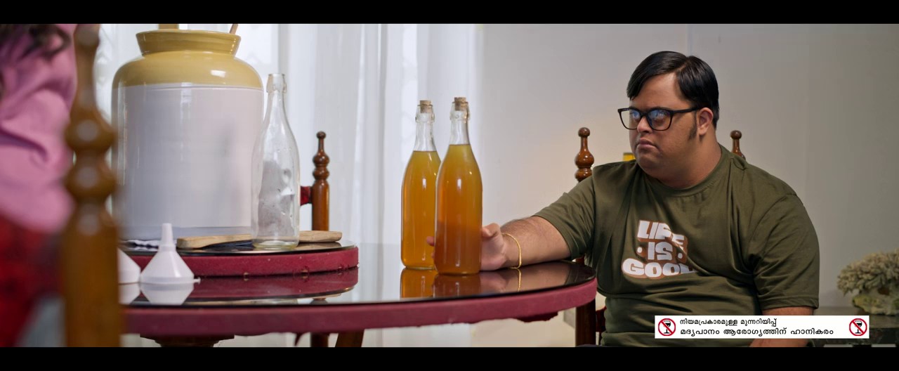 Idiyan Chandhu (2024) WEBRip Malayalam 720p AVC AAC 2.0.mkv.0005